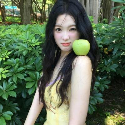 不装了，我才是三个大佬哥哥的心尖宠