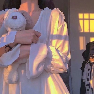 别担心，他不会走远的